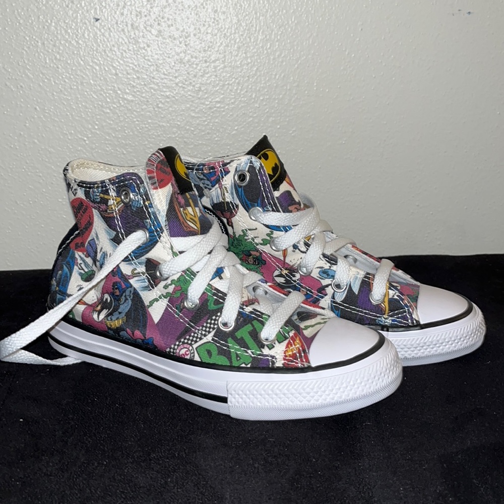 Batman converse